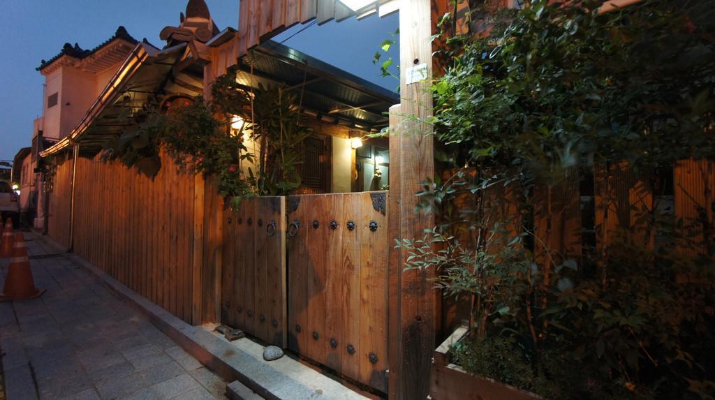 1928 Suimmaru Hanok Guesthouse Jeonju Εξωτερικό φωτογραφία